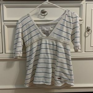 White & blue Hollister shirt